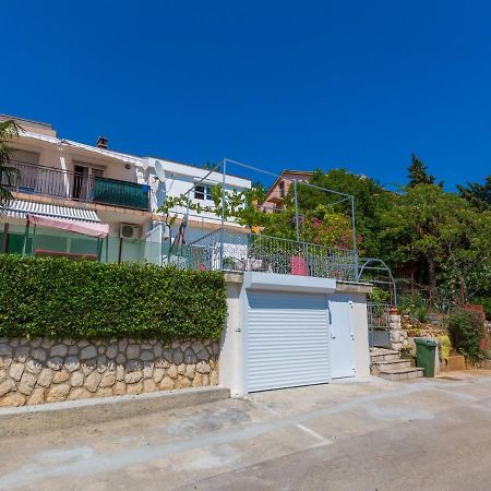 Apartments Adrasteja Dramalj Exterior photo